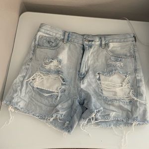 SUPER CUTE AMERICAN EAGLE MOM SHORTS